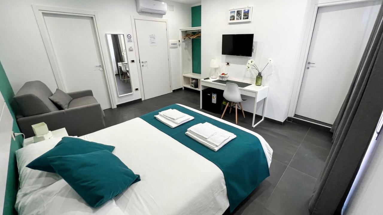 Soave Rooms Napoli Ngoại thất bức ảnh
