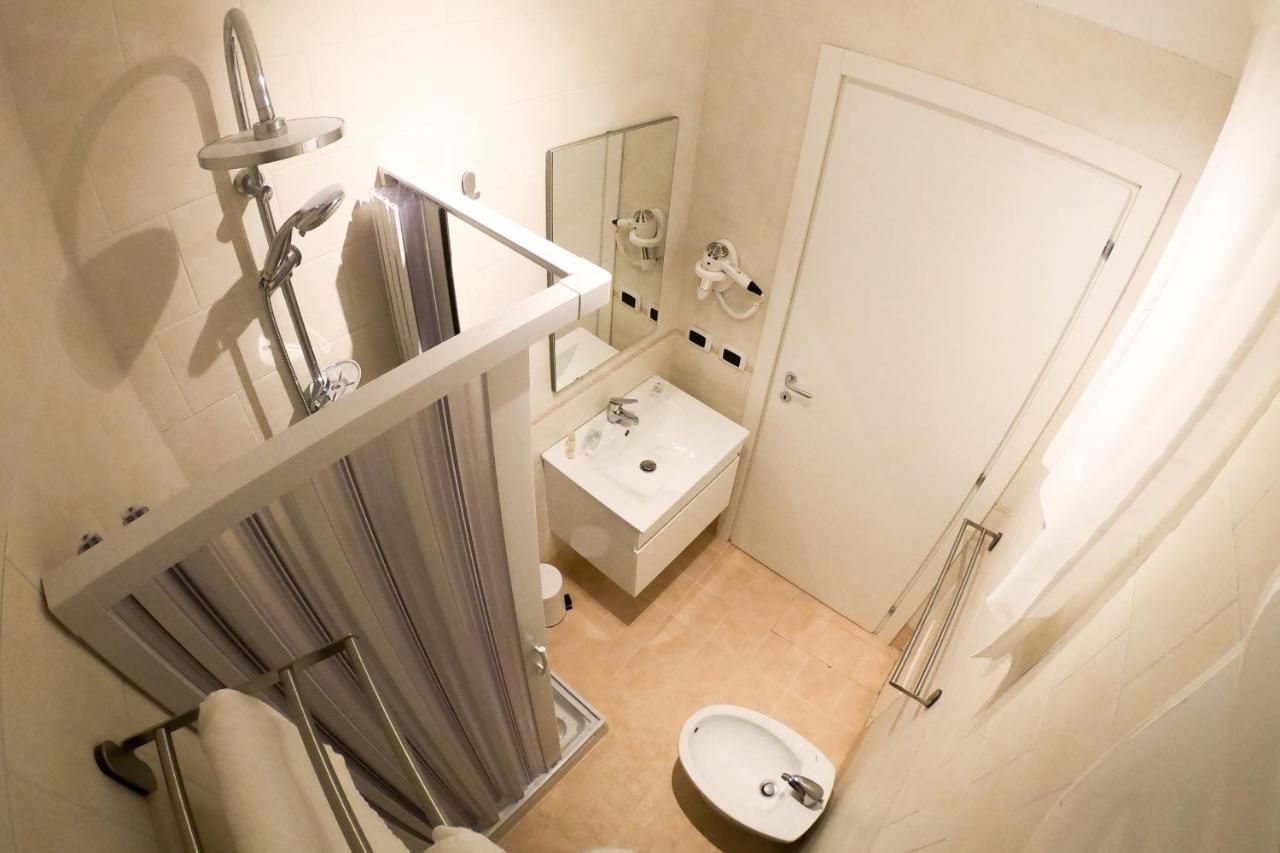 Soave Rooms Napoli Ngoại thất bức ảnh